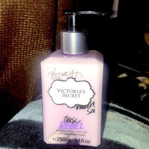 🆕Tease Rebel by Victoria Secret